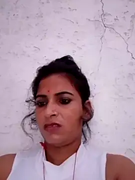 Snapshot of Big_soniya55A chatting on July 13, 2026, 1:54 pm Big soniya55A online show from July 13, 2026, 1:54 pm