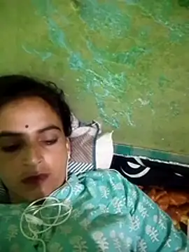 Snapshot of Big_soniya55A chatting on June 22, 2026, 5:43 pm Big soniya55A online show from June 22, 2026, 5:43 pm