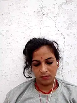 Snapshot of Big_soniya55A chatting on July 1, 2026, 12:33 am Big soniya55A online show from July 1, 2026, 12:33 am