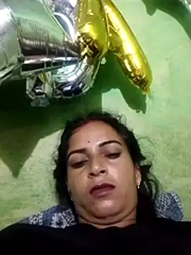 Snapshot of Big_soniya55A chatting on July 10, 2026, 1:49 am Big soniya55A online show from July 10, 2026, 1:49 am