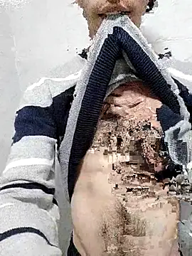 Snapshot of highsquirter chatting on December 4, 2025, 5:28 am highsquirter online show from December 4, 2025, 5:28 am