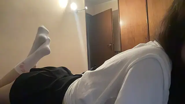 lonelymandy online show from December 4, 2025, 3:00 pm