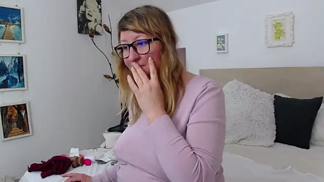 OlgaPavlova online show from February 3, 2026, 12:43 pm