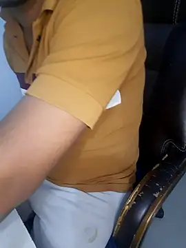 Snapshot of vampirex7 chatting on December 4, 2025, 6:34 am vampirex7 online show from December 4, 2025, 6:34 am