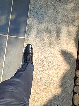 boyfromMum bai online show from April 20, 2026, 9:45 am