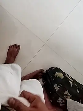 boyfromMum bai online show from March 22, 2026, 9:33 am