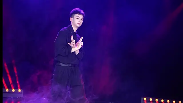 Snapshot of BOYgayHouse- chatting on December 4, 2025, 9:41 am BOYgayHouse- online show from December 4, 2025, 9:41 am