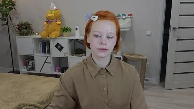 Lace Thrill online show from January 13, 2026, 8:40 am