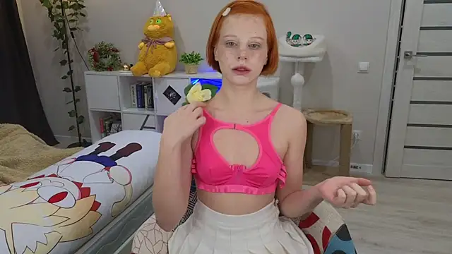 Lace Thrill online show from January 15, 2026, 4:49 am