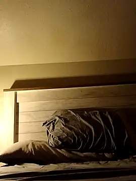 iLOVETRAY96 online show from December 20, 2025, 7:44 am