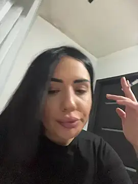 tesaa1212 online show from January 13, 2026, 4:44 pm