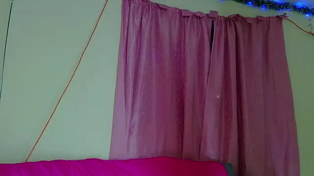 Snapshot of joyshe__vergara chatting on December 5, 2025, 7:07 am joyshe vergara online show from December 5, 2025, 7:07 am