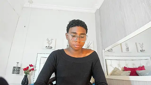 teylor lovee online show from February 13, 2026, 8:58 am