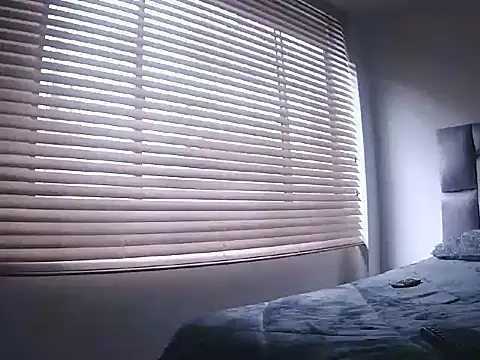 Snapshot of Fernanda_andrew chatting on April 27, 2026, 3:21 pm Fernanda andrew online show from April 27, 2026, 3:21 pm
