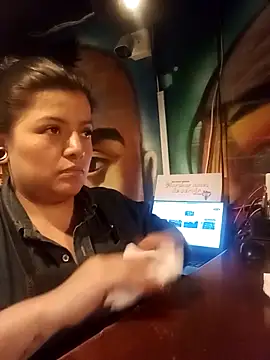 Snapshot of Luna_Maar_ chatting on December 17, 2025, 12:04 am Luna Maar online show from December 17, 2025, 12:04 am