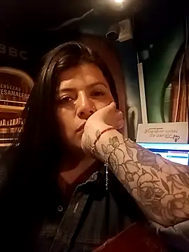 Snapshot of Luna_Maar_ chatting on December 18, 2025, 1:55 am Luna Maar online show from December 18, 2025, 1:55 am