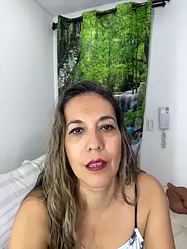 Snapshot of sandrafarrely chatting on February 7, 2026, 3:47 am sandrafarrely online show from February 7, 2026, 3:47 am