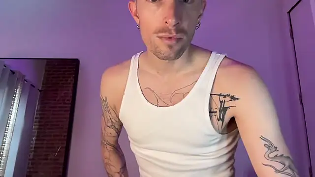 Snapshot of xanderxnyc chatting on July 7, 2026, 6:44 pm xanderxnyc online show from July 7, 2026, 6:44 pm