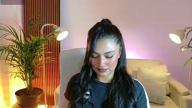 victoria   moon online show from February 7, 2026, 1:30 pm