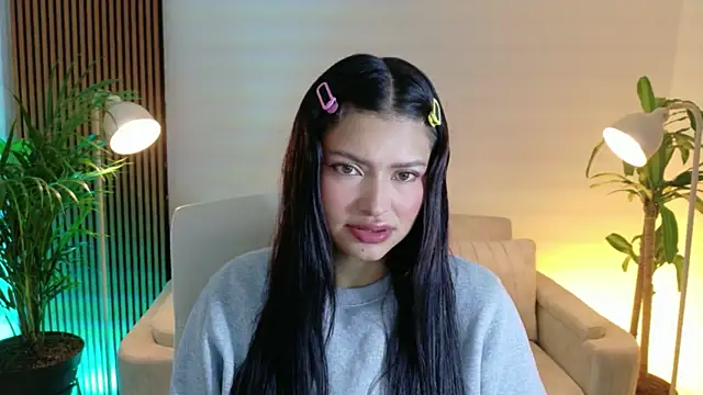 victoria   moon online show from January 8, 2026, 1:28 pm