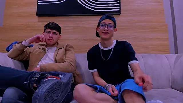 big  friends online show from December 5, 2025, 1:43 pm