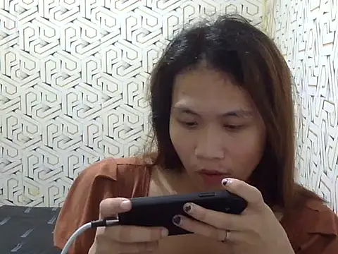 luna love bitex online show from April 30, 2026, 8:57 pm
