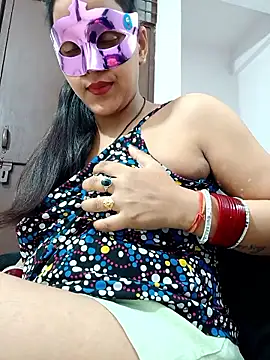 Shivani hotty online show from March 21, 2026, 4:44 pm