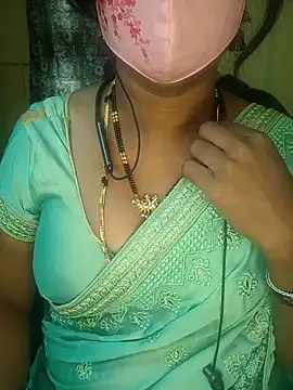 Preeti345 online show from February 10, 2026, 6:01 am