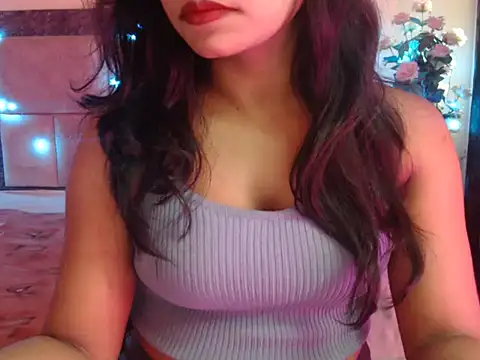 Lola Bebe online show from April 9, 2026, 4:47 am