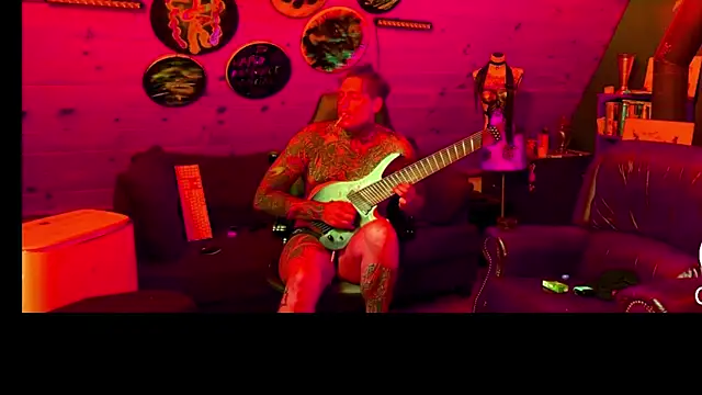 siphonophordustbunny online show from June 29, 2026, 4:17 pm