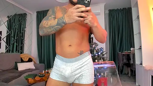 Snapshot of jasonsteel90 chatting on December 16, 2025, 7:07 pm jasonsteel90 online show from December 16, 2025, 7:07 pm