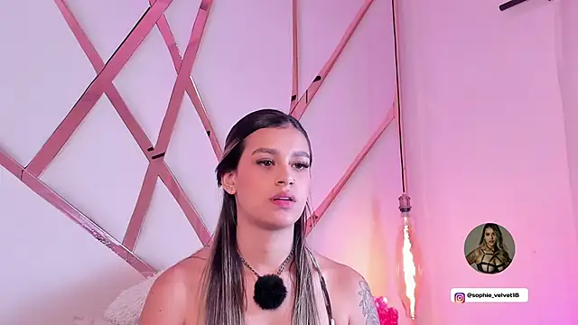 Sophie-velvet online show from March 11, 2026, 7:52 pm