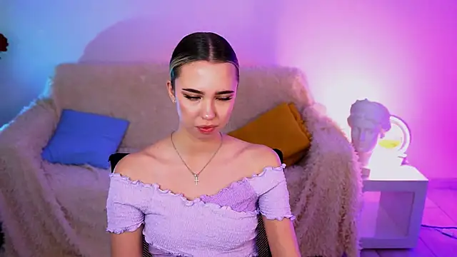 KimPorins online show from April 8, 2026, 9:33 am