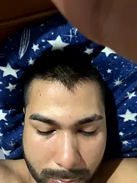 Snapshot of HotThreesoome chatting on January 6, 2026, 3:10 am HotThreesoome online show from January 6, 2026, 3:10 am