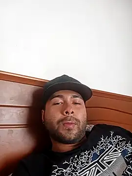 Snapshot of HotThreesoome chatting on January 12, 2026, 6:26 pm HotThreesoome online show from January 12, 2026, 6:26 pm