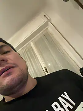 CharlyAlfa22 online show from February 15, 2026, 11:58 pm