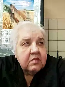 HapinessLovee online show from January 10, 2026, 12:44 pm