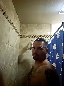 Snapshot of Lee_trippy chatting on December 4, 2025, 8:30 pm Lee trippy online show from December 4, 2025, 8:30 pm