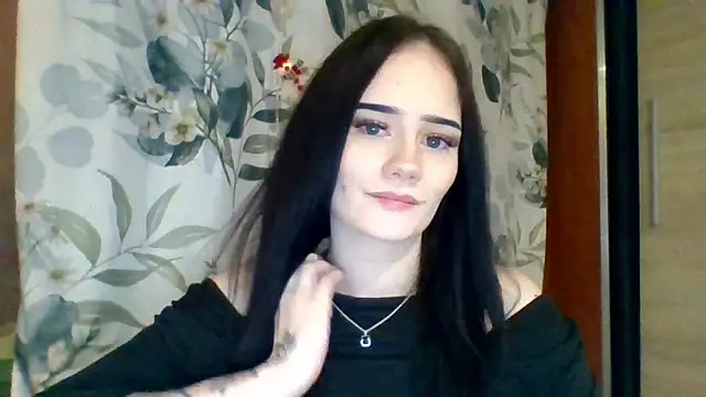 Snapshot of NinaTease chatting on December 16, 2025, 12:15 am NinaTease online show from December 16, 2025, 12:15 am