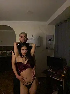 Snapshot of Dakota_Goldd chatting on December 17, 2025, 7:24 am Dakota Goldd online show from December 17, 2025, 7:24 am