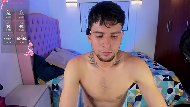 vaalentiino online show from April 21, 2026, 7:20 pm