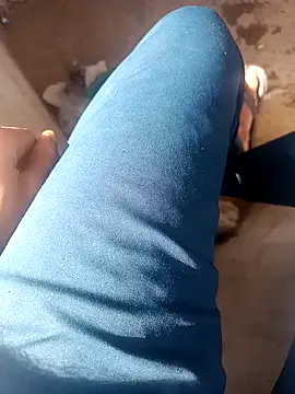 xhanm online show from January 7, 2026, 5:01 am