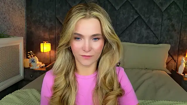 Snapshot of Lina_Sinerz chatting on July 8, 2026, 8:31 pm Lina Sinerz online show from July 8, 2026, 8:31 pm