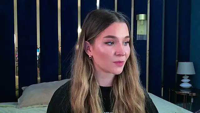 Lina Sinerz online show from April 5, 2026, 8:48 pm