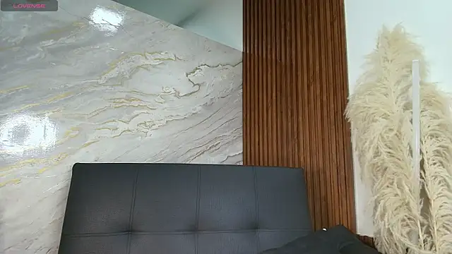 Emma Smith 001 online show from March 27, 2026, 8:32 pm