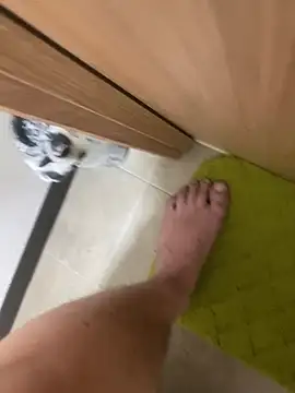 hairylittledic online show from June 27, 2026, 12:27 am
