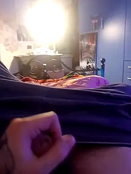 Snapshot of barbone15 chatting on March 28, 2026, 10:05 am barbone15 online show from March 28, 2026, 10:05 am