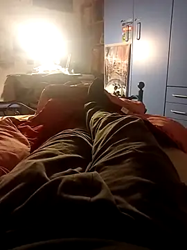 Snapshot of barbone15 chatting on March 31, 2026, 9:17 pm barbone15 online show from March 31, 2026, 9:17 pm