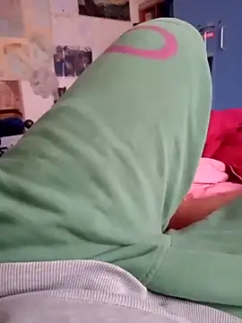 Snapshot of barbone15 chatting on February 28, 2026, 10:26 am barbone15 online show from February 28, 2026, 10:26 am