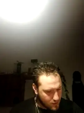 Snapshot of barbone15 chatting on February 22, 2026, 11:17 pm barbone15 online show from February 22, 2026, 11:17 pm